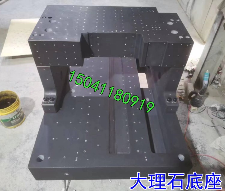 為杭州客戶訂做的大理石底座立柱組裝測試完畢（bì）